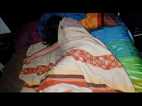 ❤️ Stedbarn skælder sin unge stedmor ud, mens hun sover. ️❌ Porn video at da.porngifer.ru ❌️